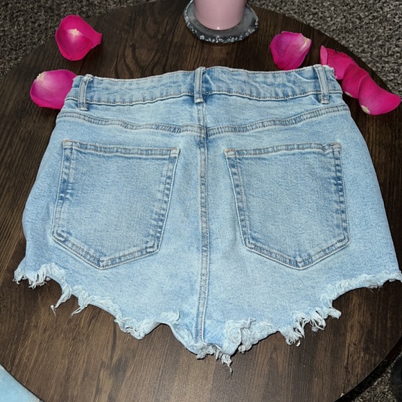 ZARA Denim Shorts - Picture 5 of 5